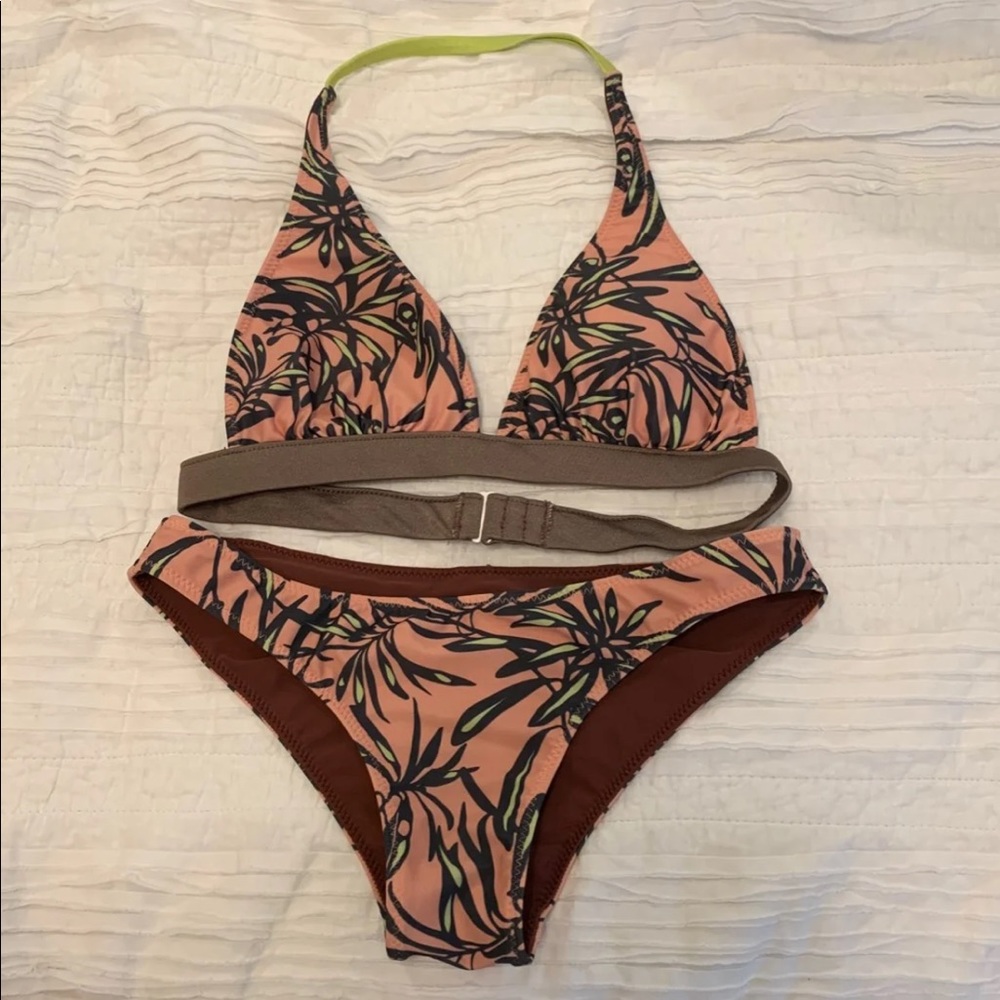 Reversible Bikini Set - Picture 1 of 2